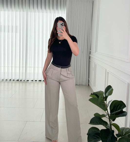 Pantalón Gris Waist