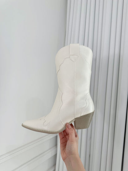 Botas Kitti White